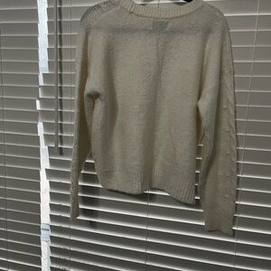 Old Navy Women's Cream Sweater